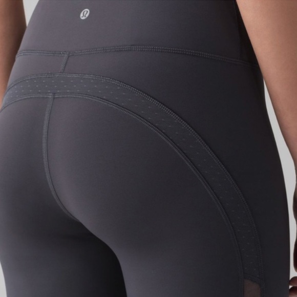 Lululemon Revitalize Crop - Picture 3 of 3